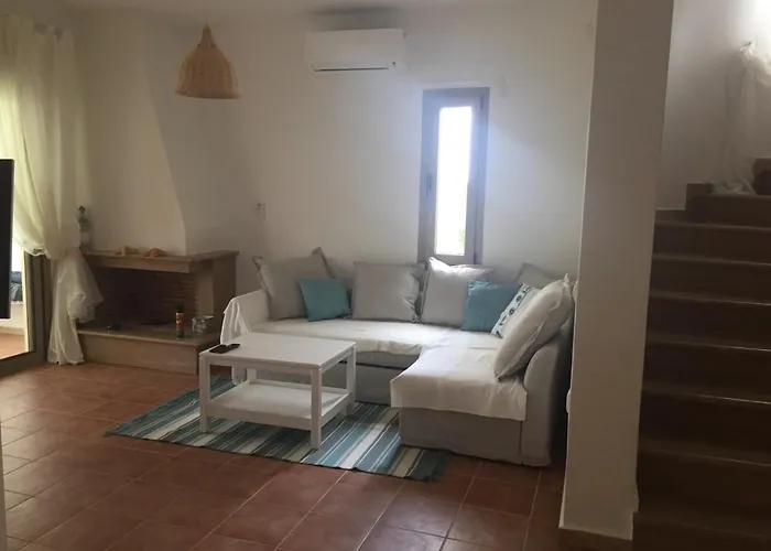 Ellea Vilă Nea Skioni